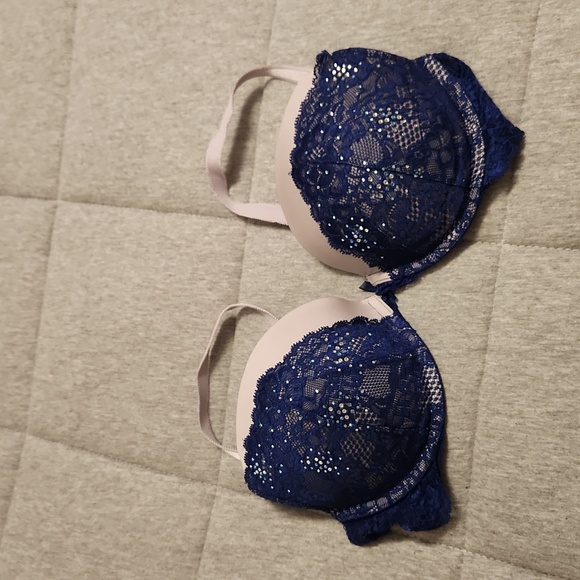 Victoria's Secret Other - Victoria's secret bra